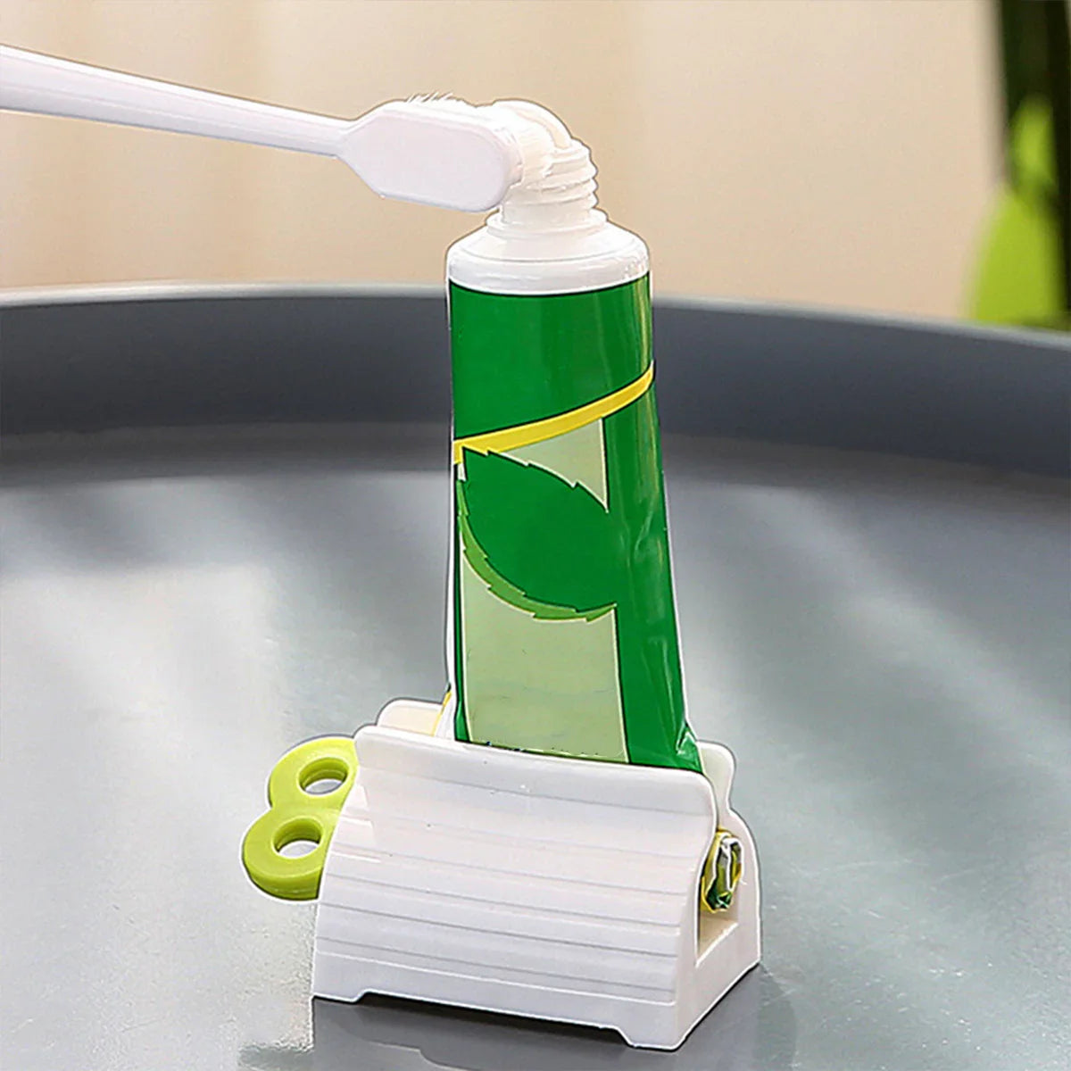 Easy Squeeze Toothpaste Helper